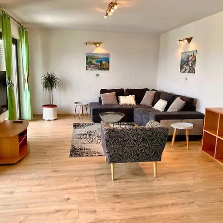 Apartment Gorana *